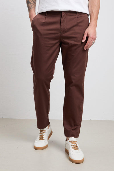 3184 Pantalone marrone