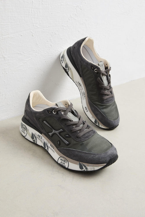 2421 Sneakers Moerun