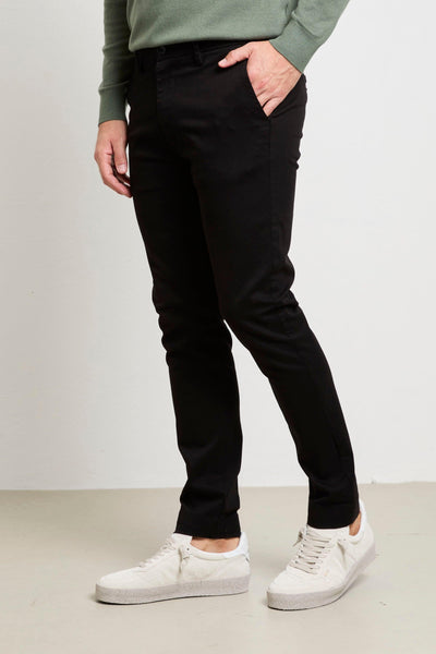 2824 Pantalone nero Chino