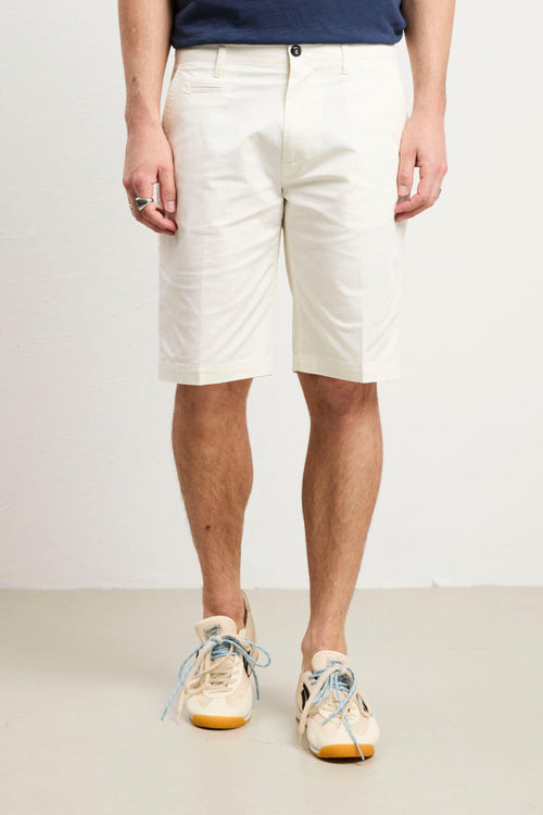 36 - 3371 Bermuda chino panna