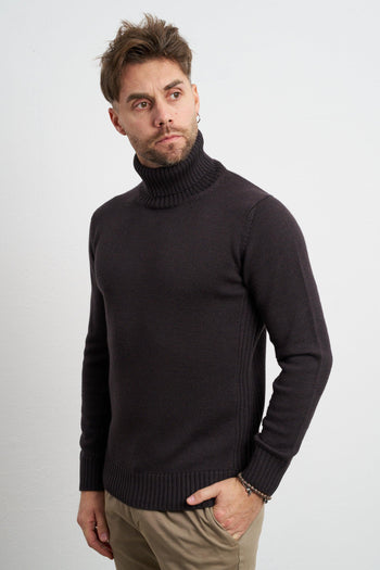 2228 Dolcevita marrone con righe - 2