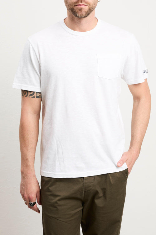 3527 T-shirt bianca con taschino