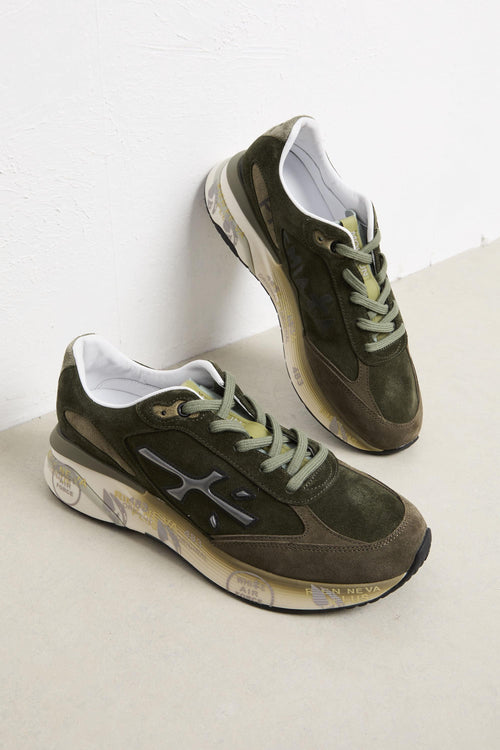 2426 Sneakers Moerun