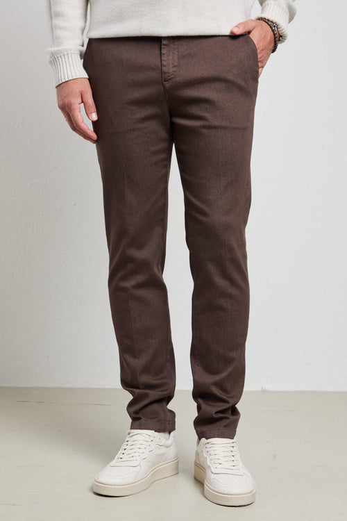 2156 Pantalone marrone