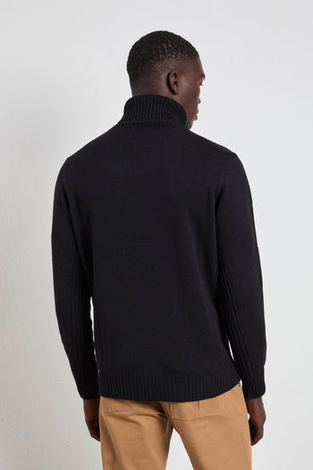 2225 Dolcevita nera con righe - 6