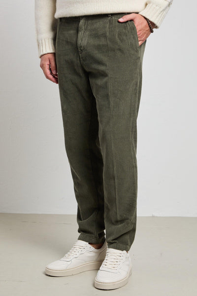 2160 Pantalone verde velluto