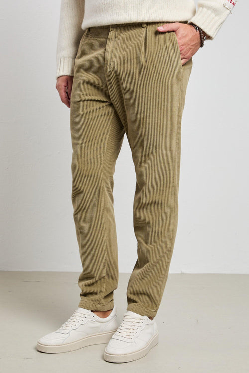 2161 Pantalone olio velluto