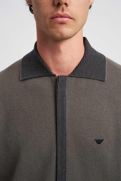 Maglia in lana con logo ricamato sul petto