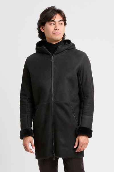 Montone lungo con cappuccio in pelle d'agnello