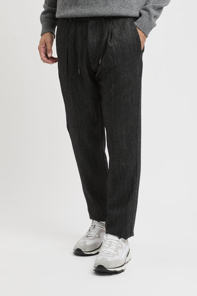 Pantalone in Herringbone Wool Flannel