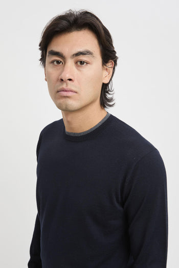 Maglia girocollo con profili a contrasto - 5