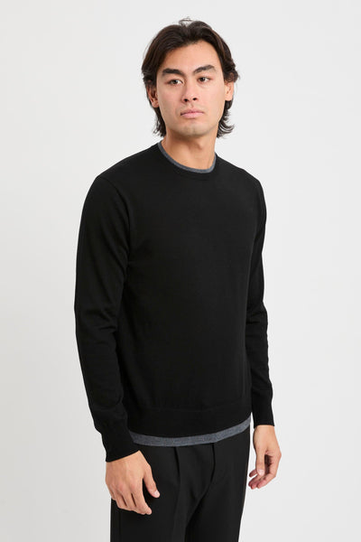 Maglia girocollo con profili a contrasto