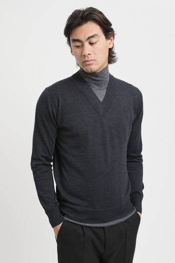 Maglia dolcevita con scollo a V - 2