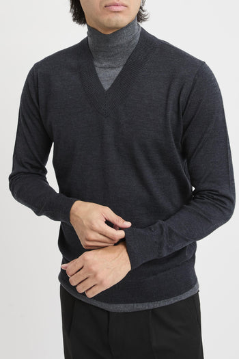 Maglia dolcevita con scollo a V - 4