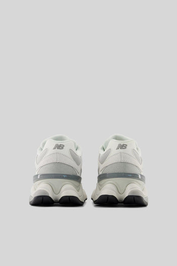 Sneaker 9060 Bianco/grigio Unisex - 4