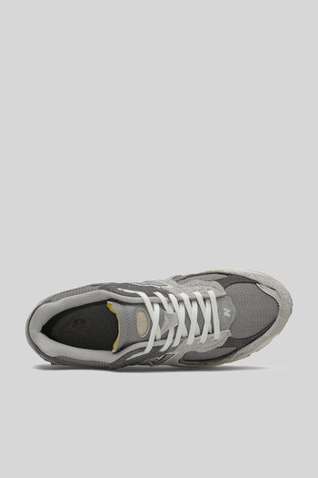 Sneaker 2002r Protection Pack Grigio Unisex - 3