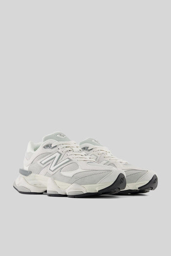 Sneaker 9060 Bianco/grigio Unisex - 2