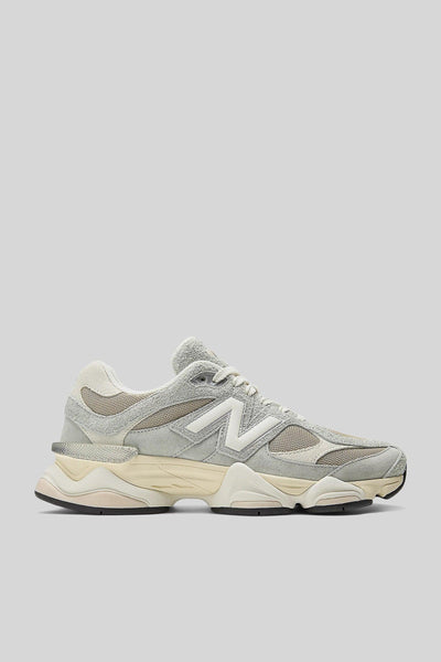 Sneaker 9060 Grigio Chiaro Donna