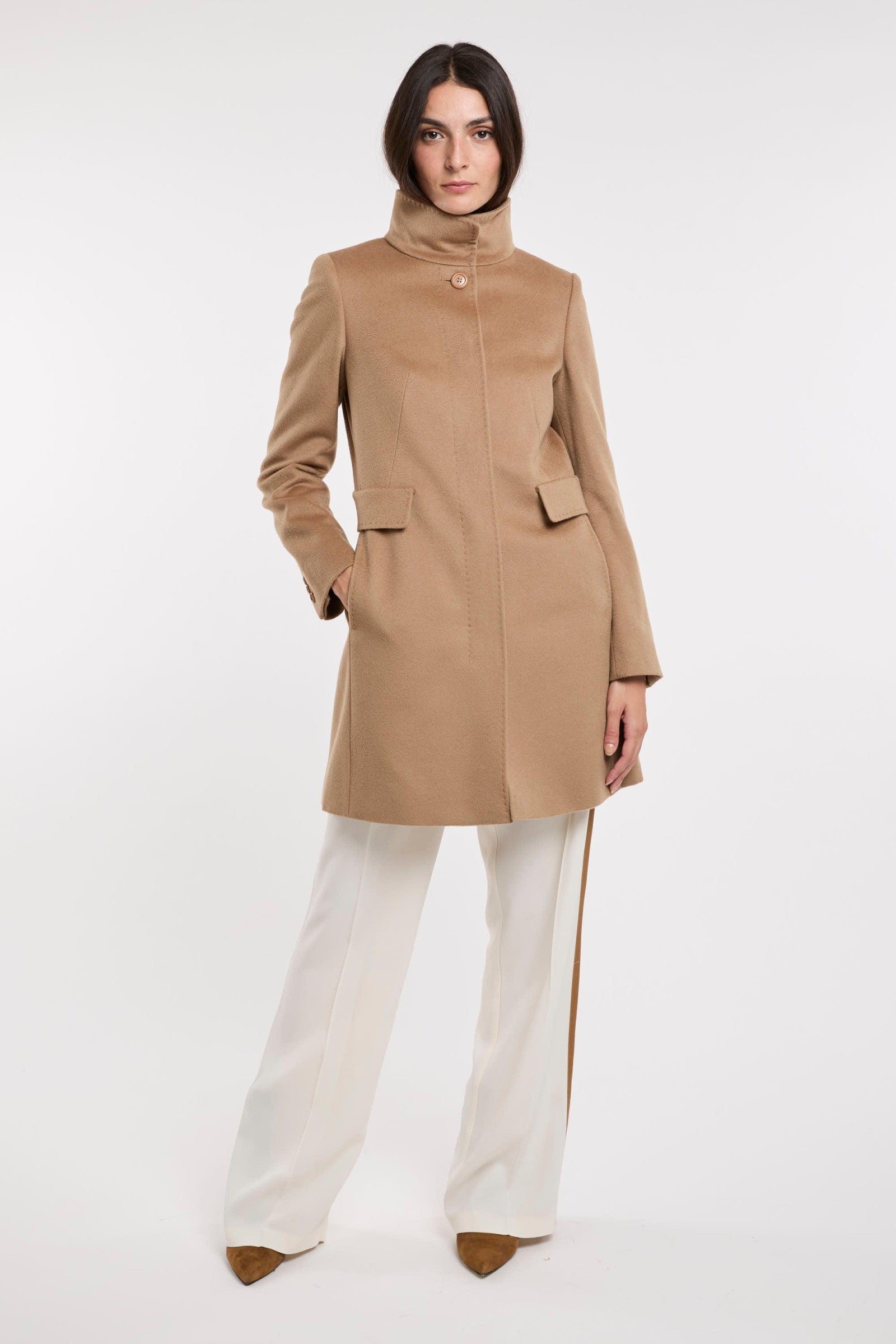 Hotel Kalinga Cappotti Sisley Donna Max Mara Cappotto Cammello
