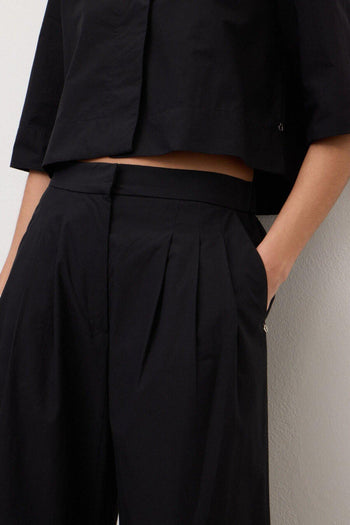 Pantalone ampio con pince - 4