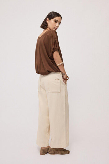 T-shirt con scollo a V - 4