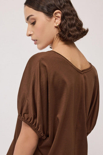 T-shirt con scollo a V - 2