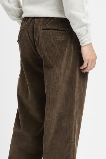 Pantalone in velluto con pinces - 7