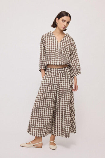 Blusa con scollo a V - 4