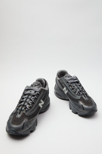 Sneaker Black Metallic Unisex - 5