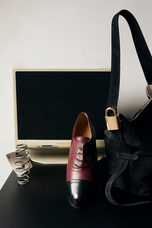 Stringata Nero/bordeaux Donna