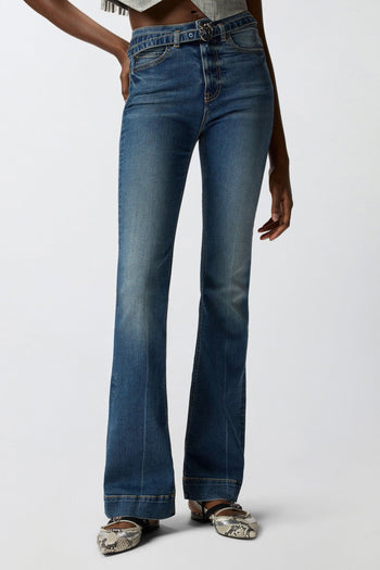 Jeans cinque tasche in denim scuro flare-fit - 2