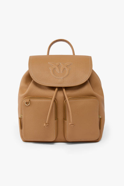 Zainetto in pelle bottalata con tasche e maxi logo ricamato