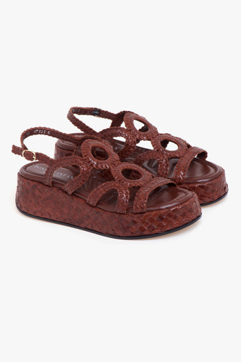 Sandalo flat in pelle intreccata e platform - 2