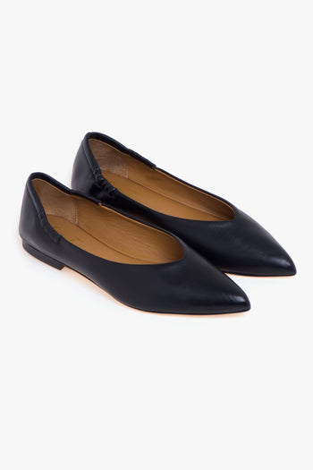 Ballerina . in pelle con scollo a "V" - 2