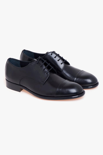 Stringata in pelle - 2