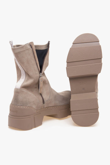 Tronchetto Vic Matiè in camoscio con gambale stretch e suola in gomma - 4