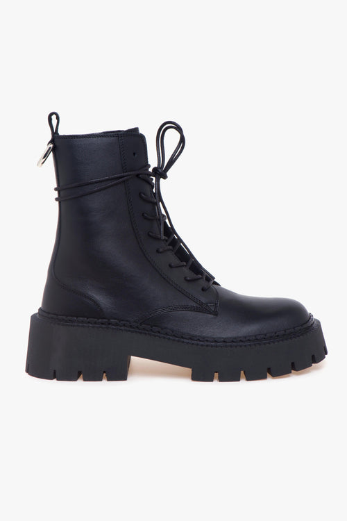 Anfibio Vic Matiè in pelle con fondo carrarmato