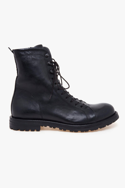 Anfibio in pelle effetto vintage con lacci semicoperti