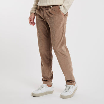 Pantalone in velluto millerighe con pence - 7