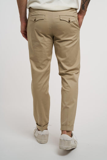 Pantalone in cotone con pince - 4