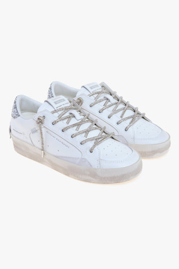 Sneaker SK8 Deluxe in pelle con talloncino in glitter e lacci strass - 2