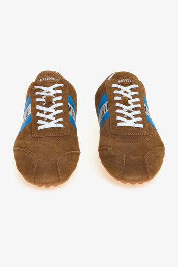 Sneaker soccer in camoscio con banda laterale in pelle azzurra - 5
