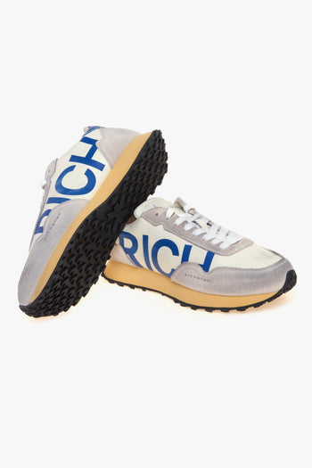 Sneaker in pelle con maxi logo laterale a contrasto - 4