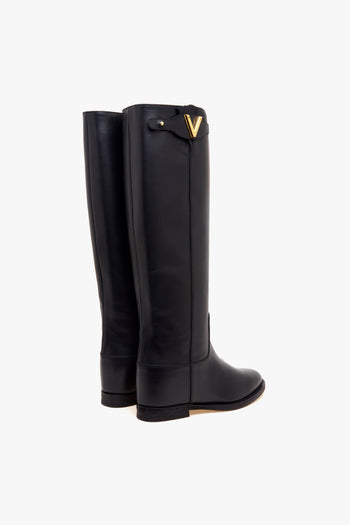 Stivale in pelle con zeppa interna e patta con "V" sul lato - 3