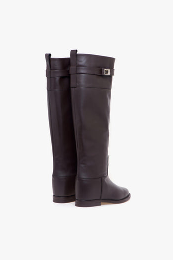 Stivale in pelle con zeppa interna, banda e accessorio lucchetto - 3