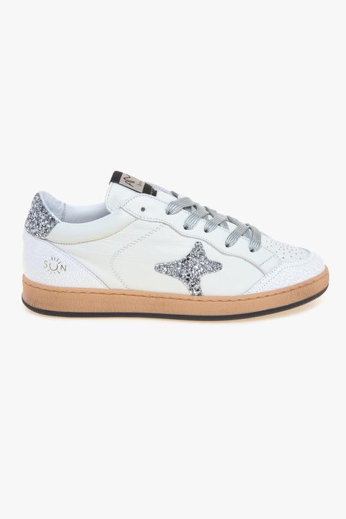 Sneaker modello Sun in pelle con logo e talloncino in glitter argento