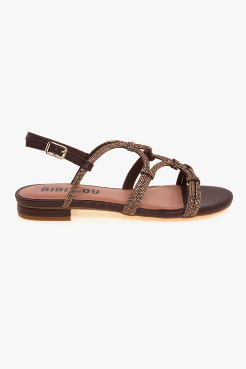 Sandalo basso in pelle con tomaia full-strass