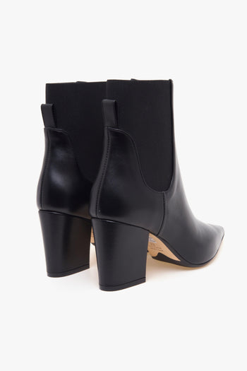 Tronchetto . in pelle con elastici laterali e tacco 75 mm - 3