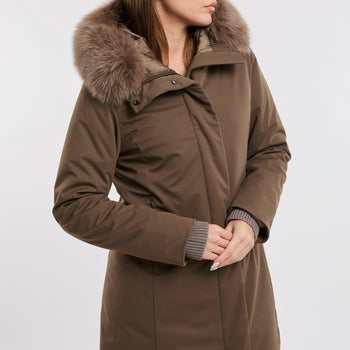 Parka 3/4 in tessuto tecnico con cappuccio pelliccia - 10