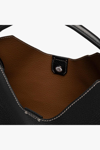 Borsa a mano a trapezio "Aurora" in pelle martellata con tracolla - 4